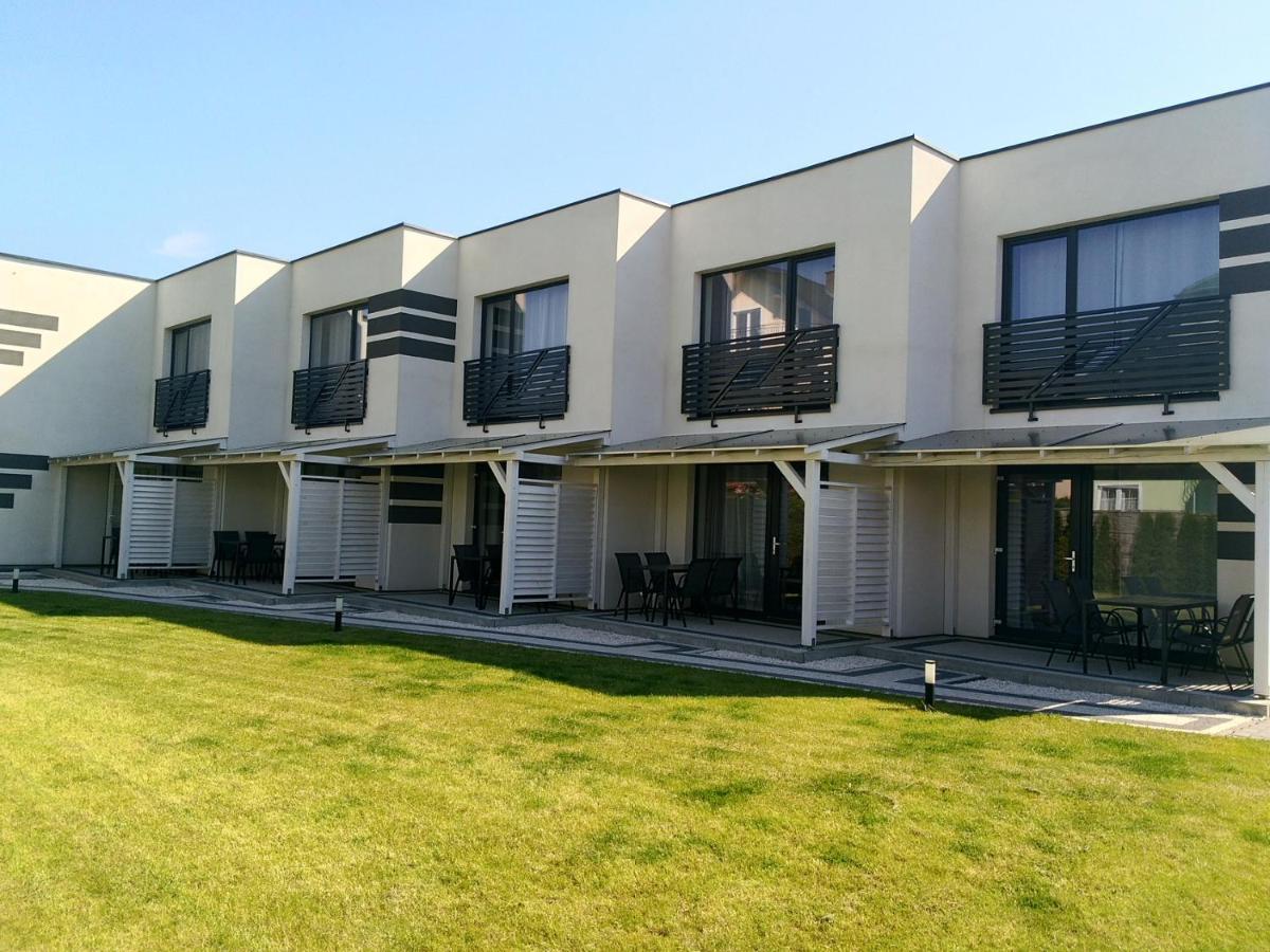 Over Lake-Domki,Apartamenty Mielno  Kültér fotó